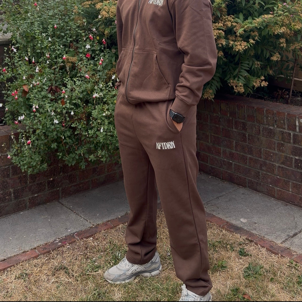 CHAPTER 001 SWEATPANTS - MOCHA